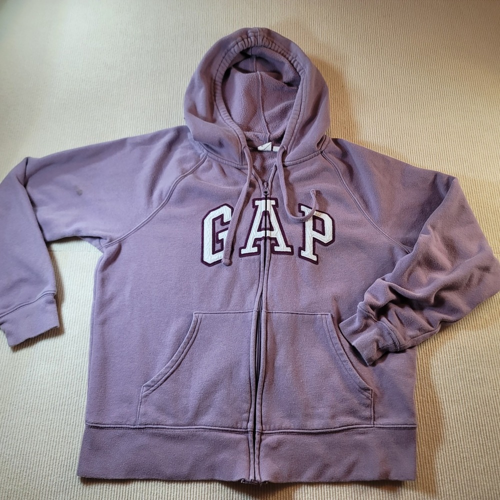 Gap zip up hoodie Purple GAP stitched on the front size Medium distressed